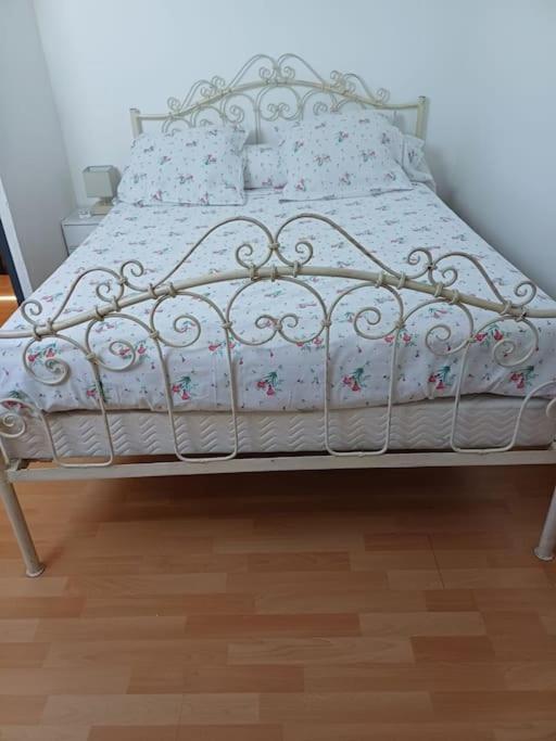 Le 7 Apartment Servian Bagian luar foto
