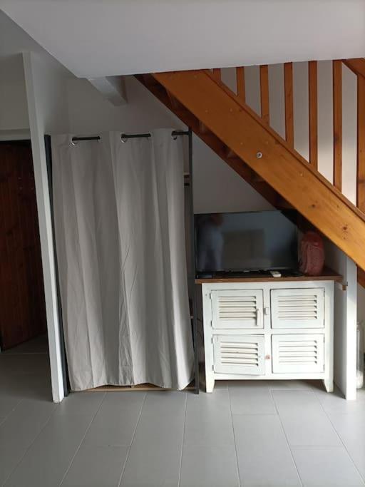 Le 7 Apartment Servian Bagian luar foto